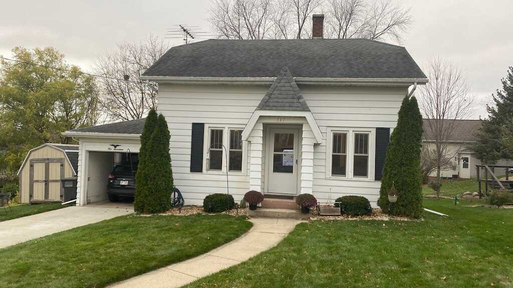 Jefferson, WI Vinyl Siding and Shingles installation