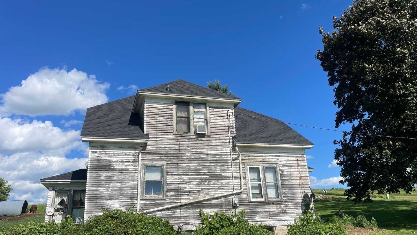 Watertown, WI Shingle roof replacement