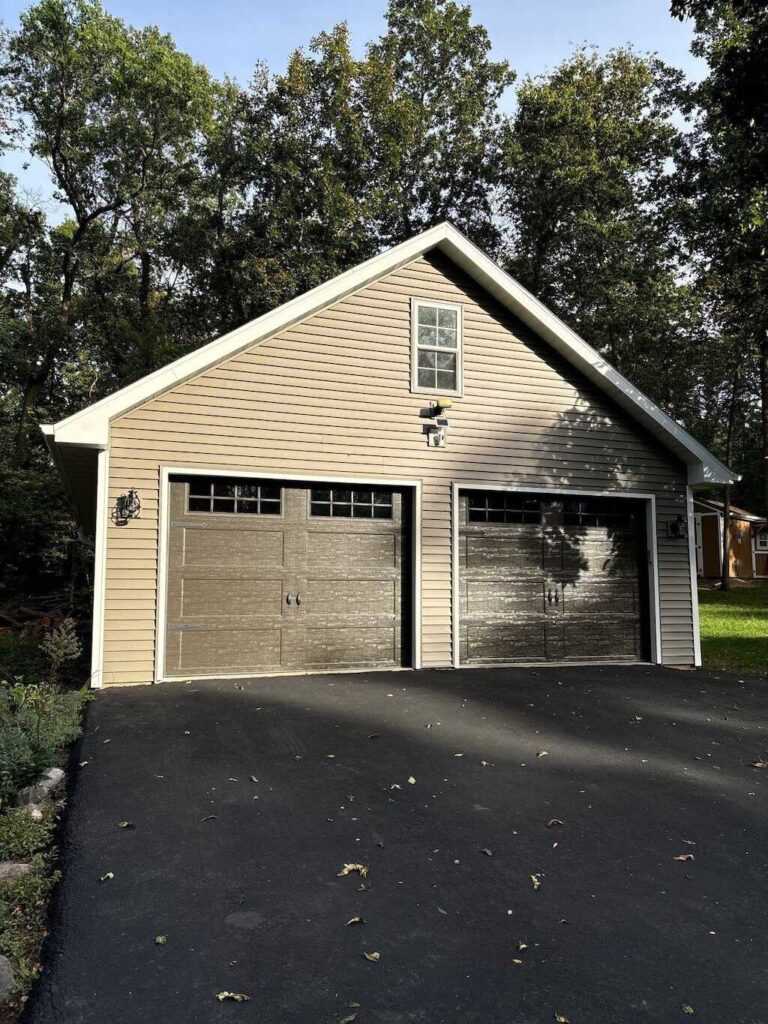 Evansville, WI siding, windows, gutters and roof repair