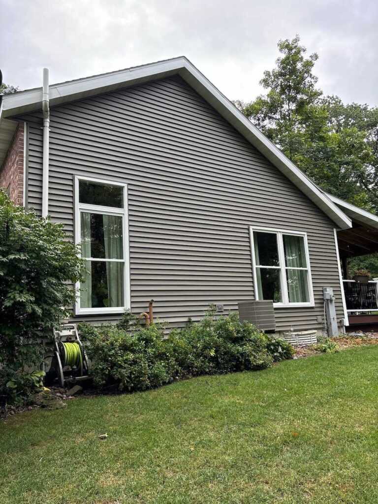 Evansville, WI siding, windows, gutters and roof repair