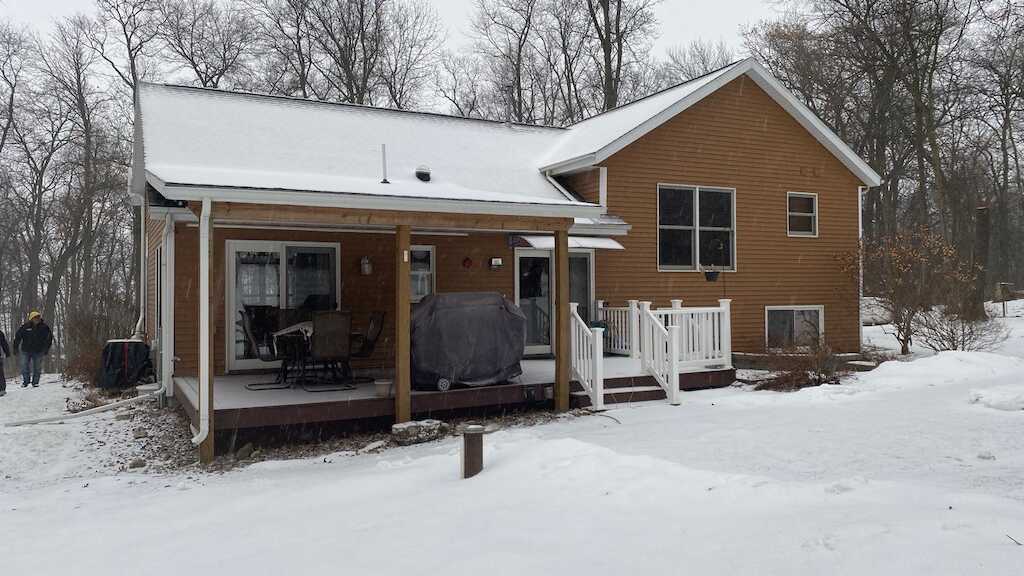 Evansville, WI siding, windows, gutters and roof repair